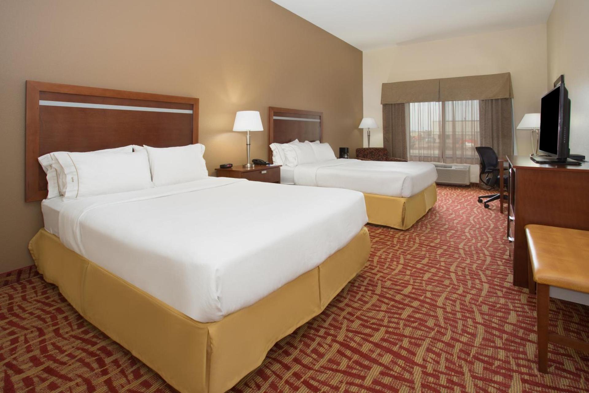 Holiday Inn Express & Suites Glendive by IHG photo 43
