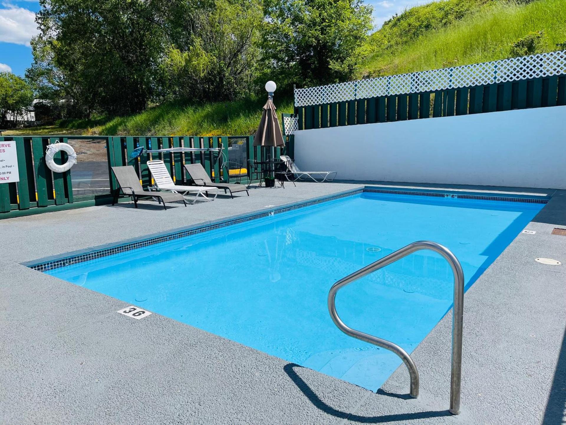 Apple Inn Motel photo 42
