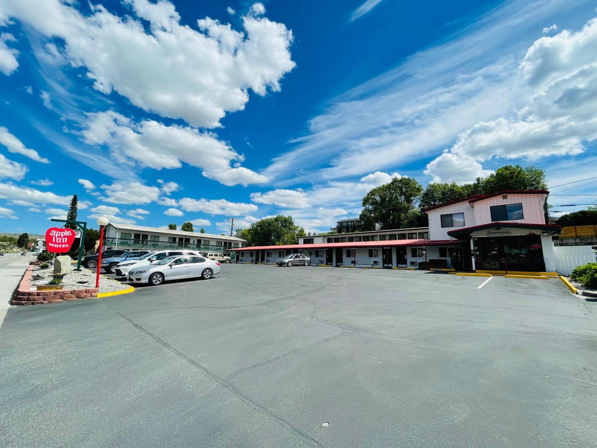 Apple Inn Motel photo 36
