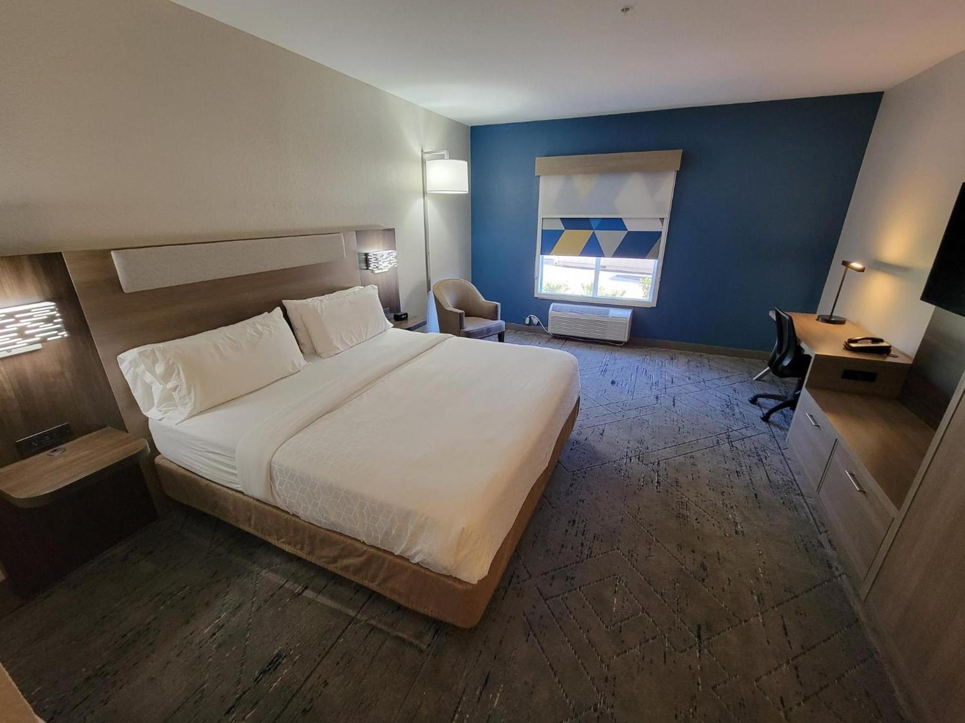 Holiday Inn Express Hotel & Suites - The Villages by IHG photo 46