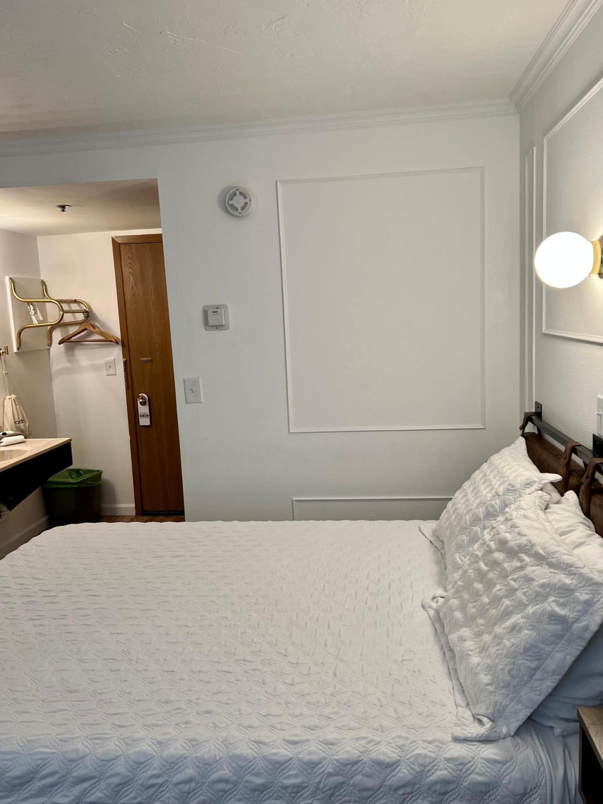 The Brooks Hotel Restaurant and Lounge photo 57