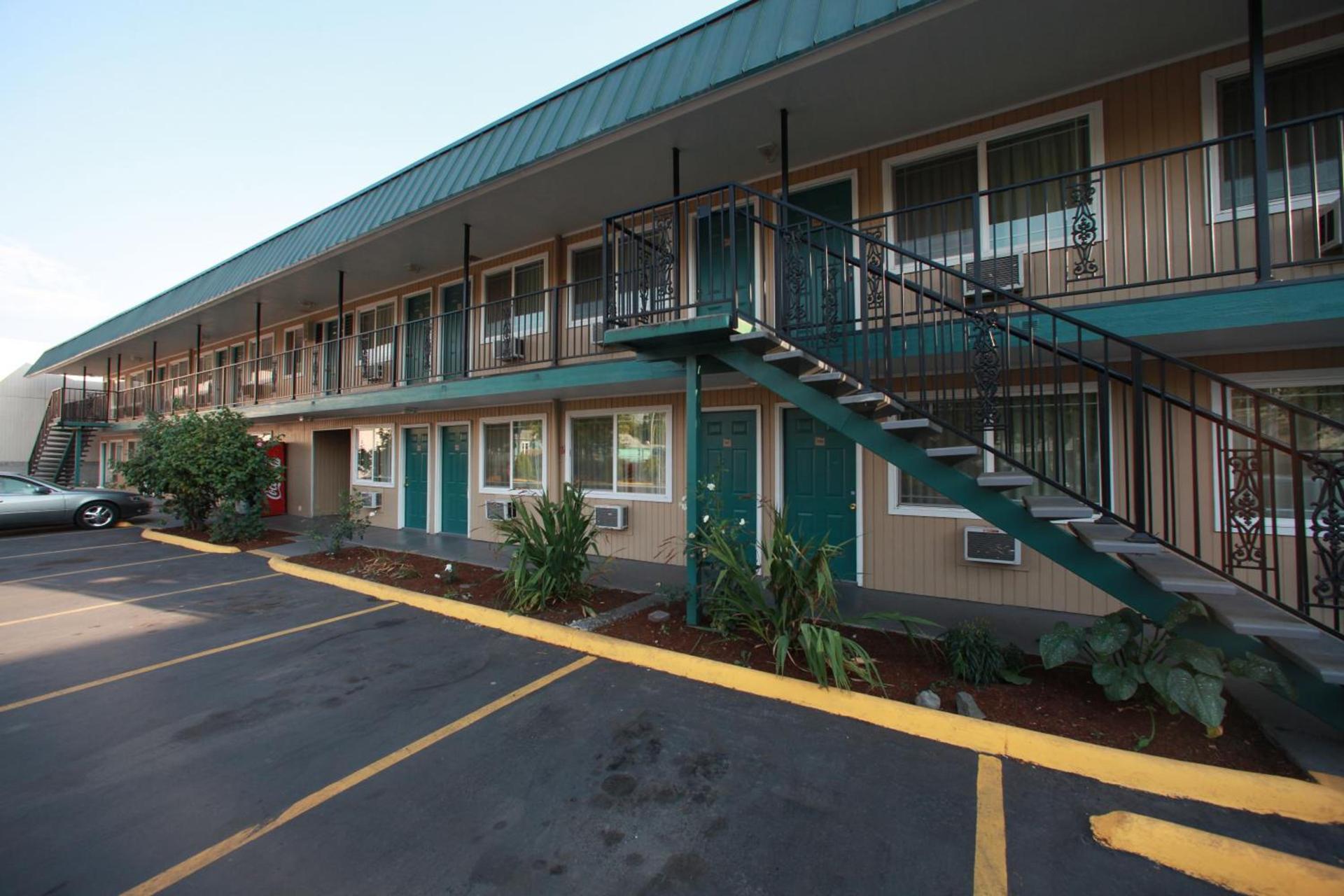 Executive Motel photo 4