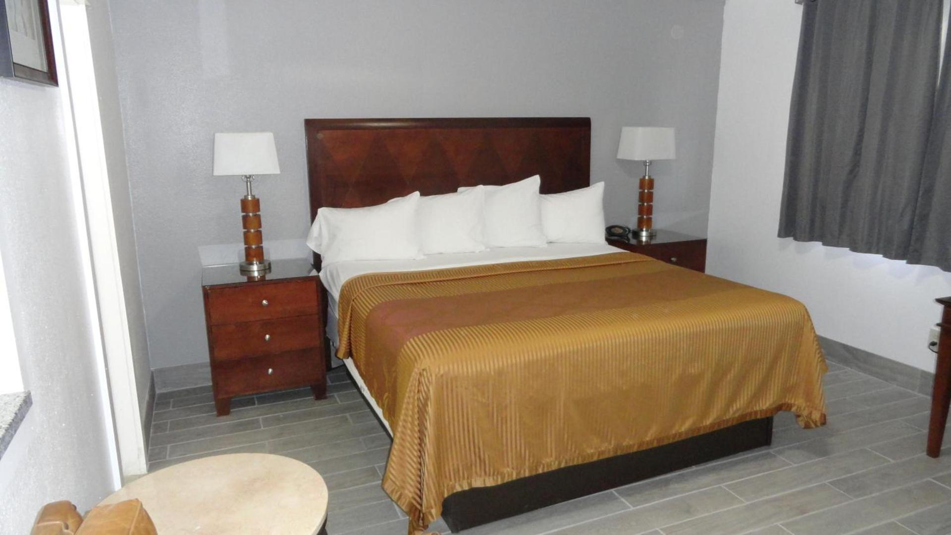 ECONOMY INN photo 28