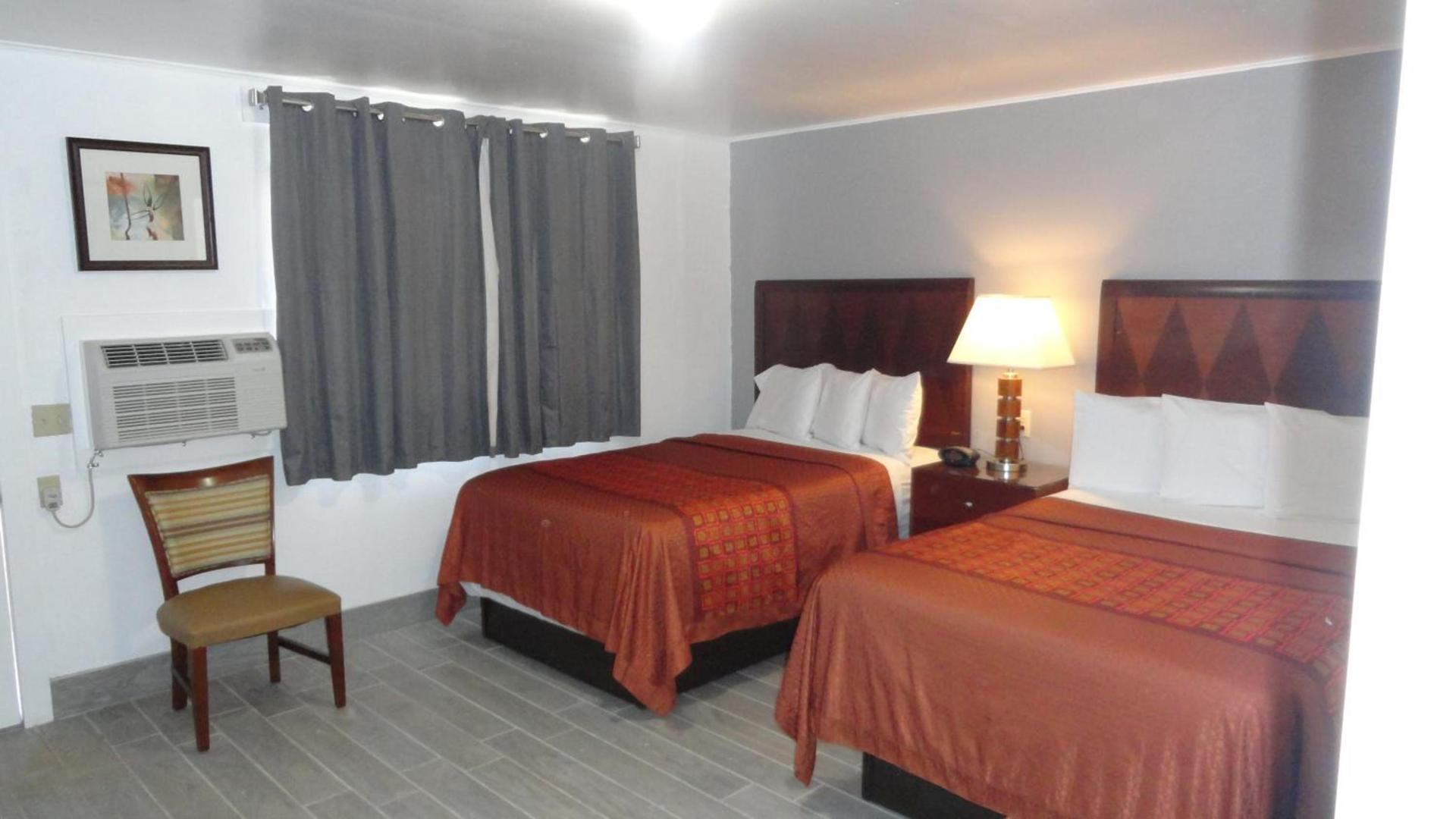 ECONOMY INN photo 31