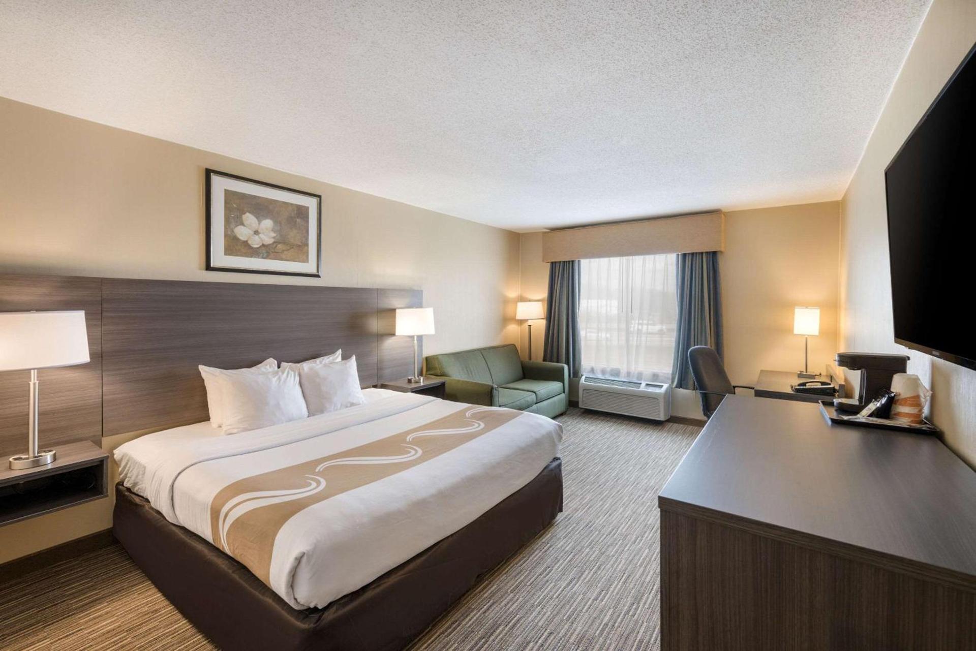Quality Inn & Suites Fishkill South near I-84 photo 10