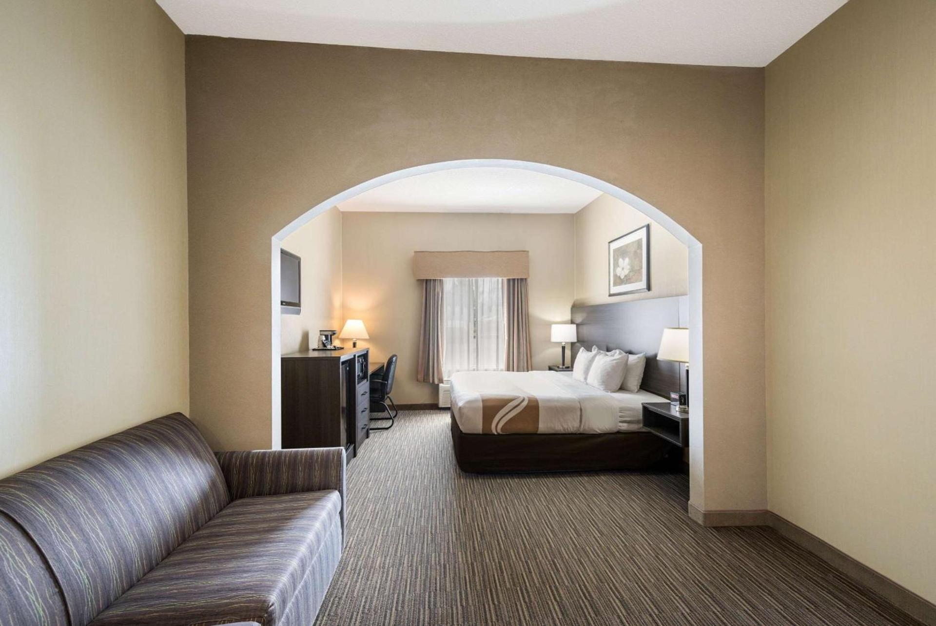 Quality Inn & Suites Fishkill South near I-84 photo 18