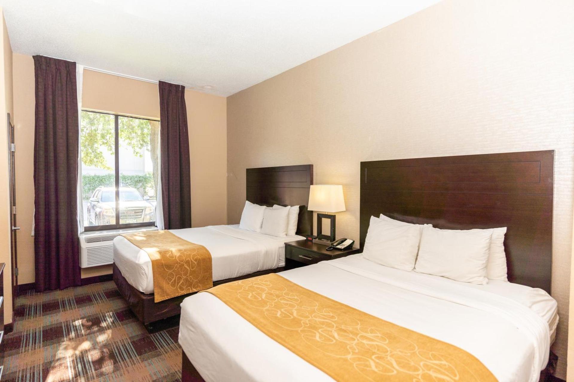 Comfort Suites Houston West at Clay Road photo 55