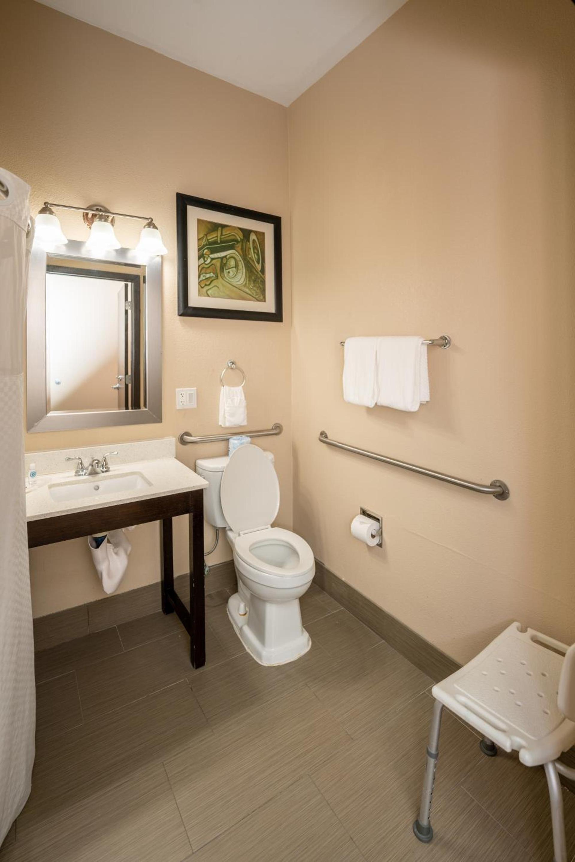 Comfort Suites Houston West at Clay Road photo 60