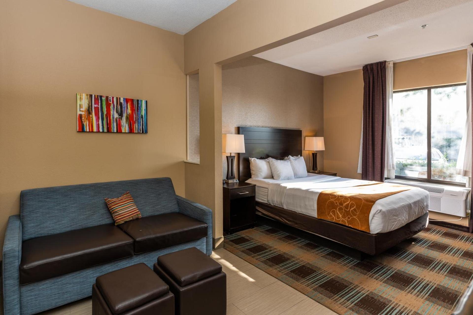 Comfort Suites Houston West at Clay Road photo 63