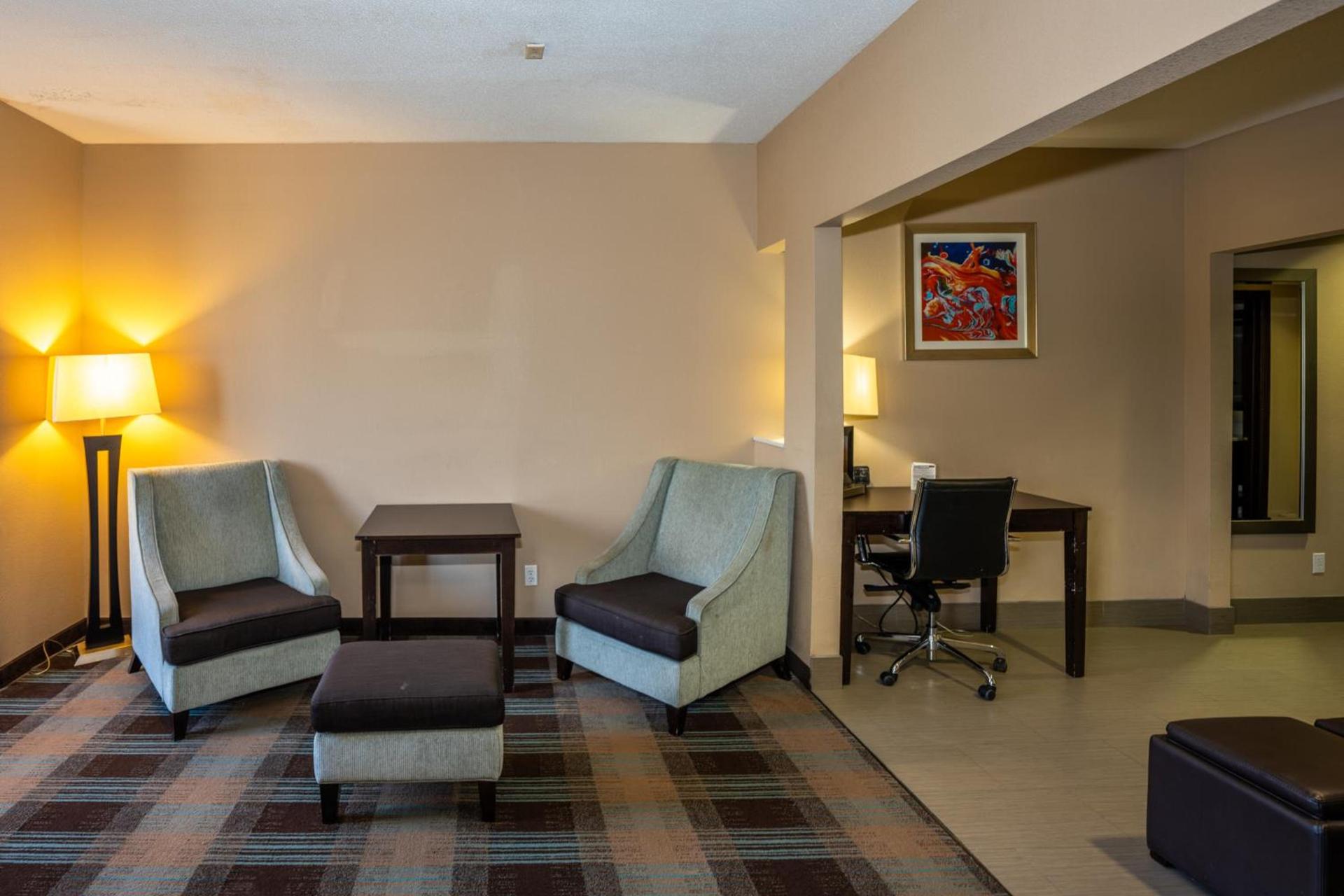 Comfort Suites Houston West at Clay Road photo 70