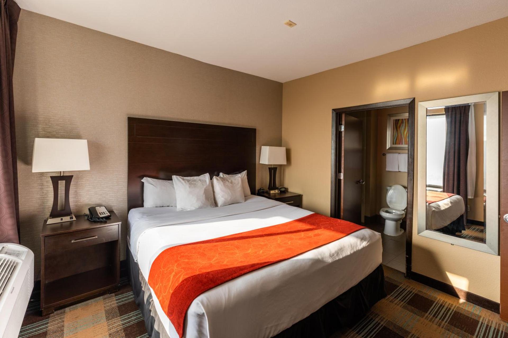Comfort Suites Houston West at Clay Road photo 78