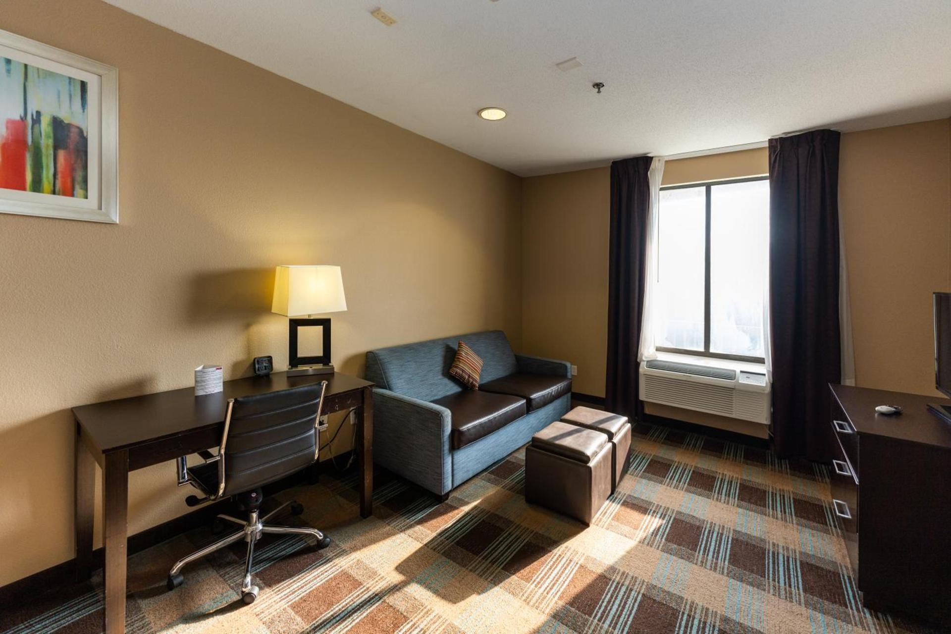 Comfort Suites Houston West at Clay Road photo 79