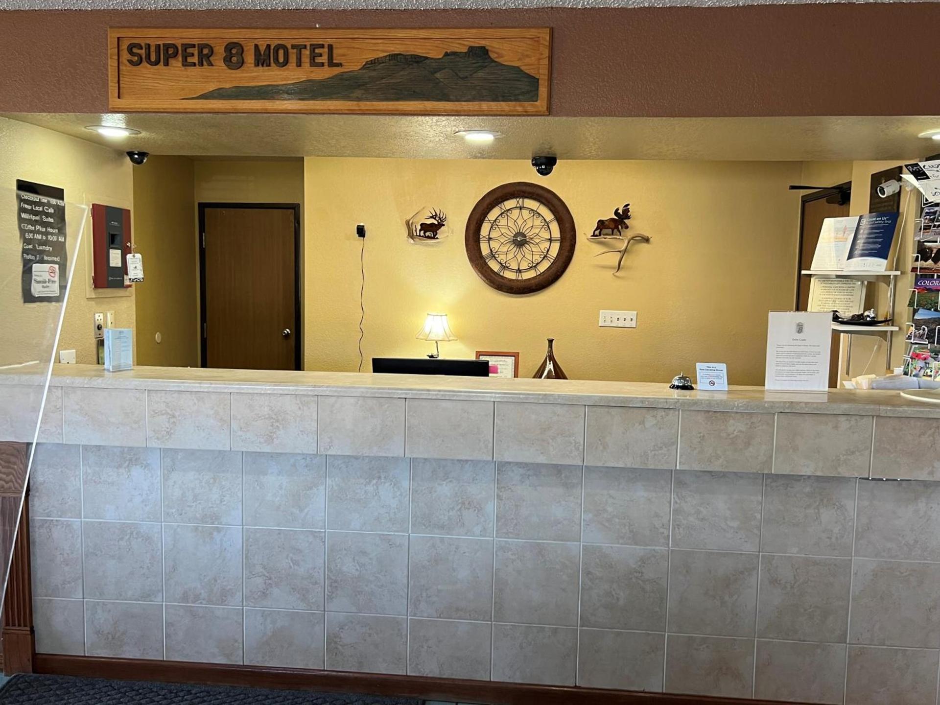 Super 8 by Wyndham Trinidad photo 2