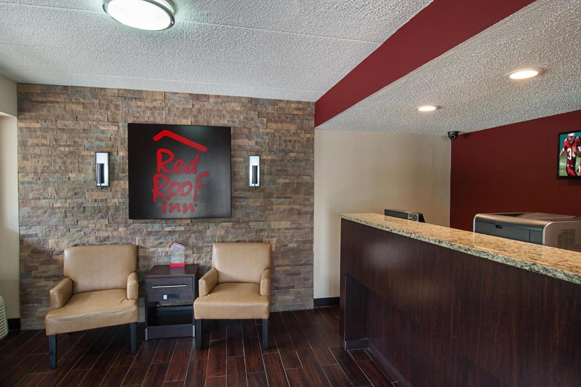 Red Roof Inn Springfield, IL photo 19