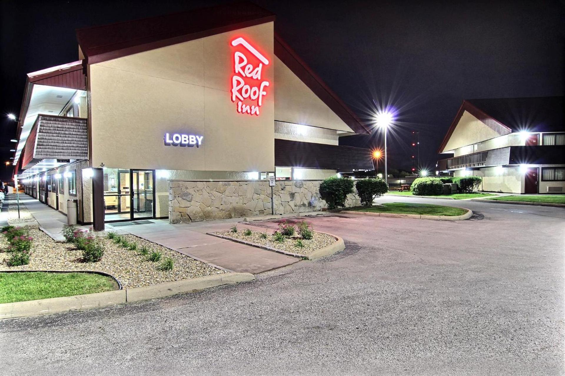 Red Roof Inn Springfield, IL photo 15