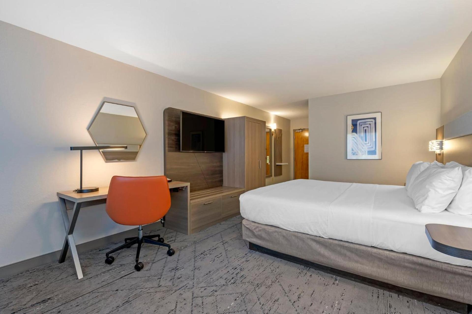 Holiday Inn Express Hotel & Suites - The Villages by IHG photo 49