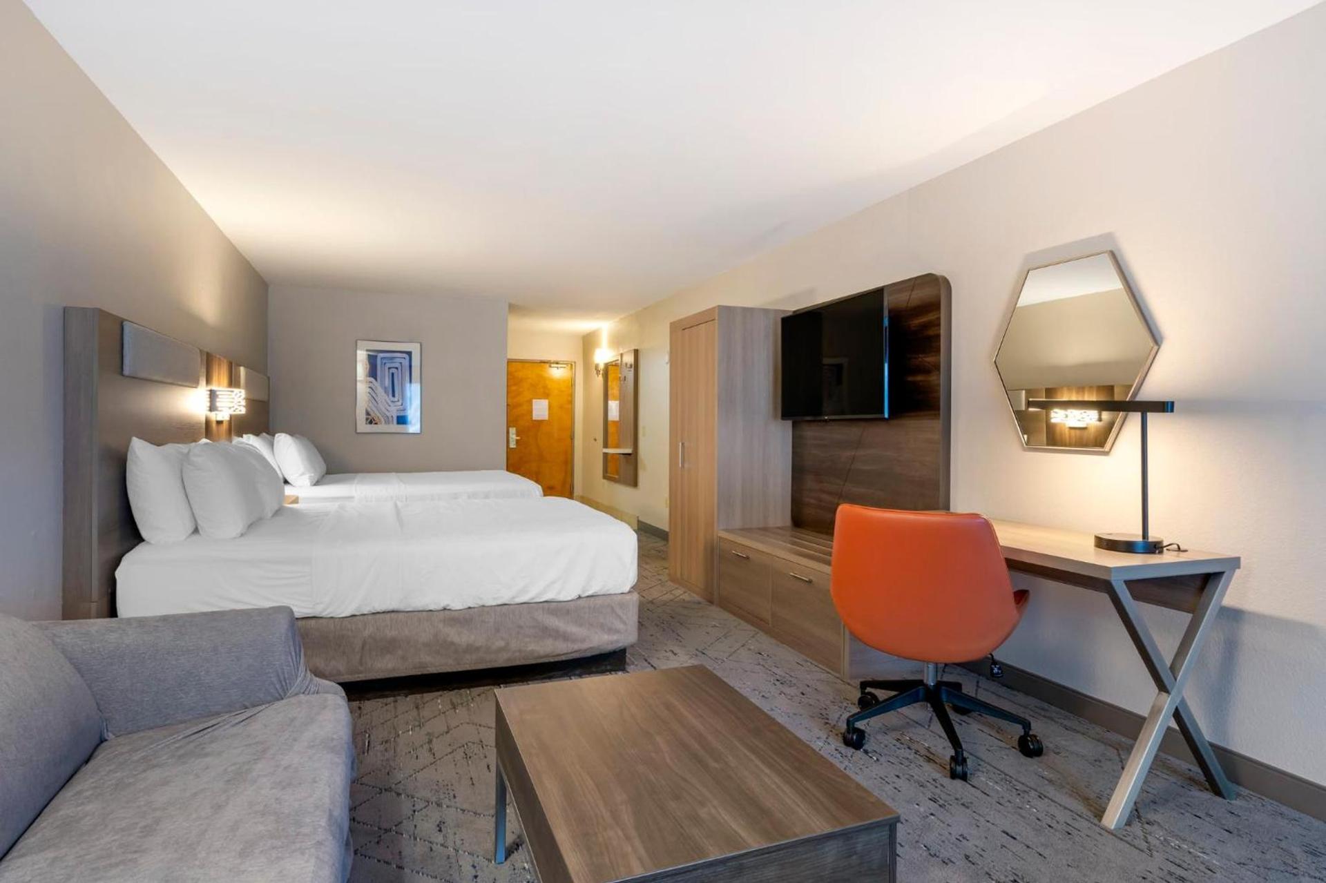 Holiday Inn Express Hotel & Suites - The Villages by IHG photo 56