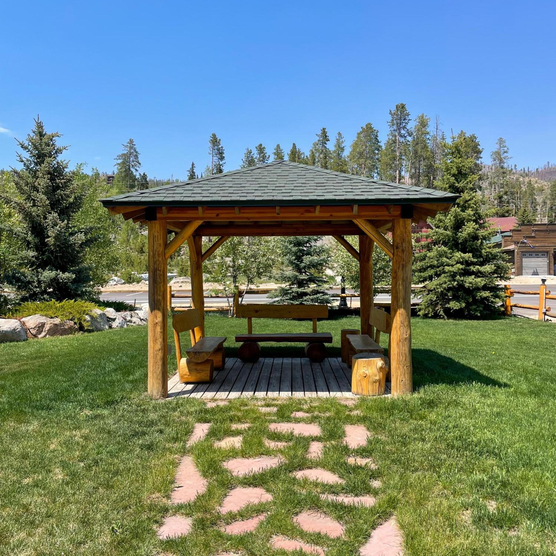 Spirit Lake Lodge photo 19
