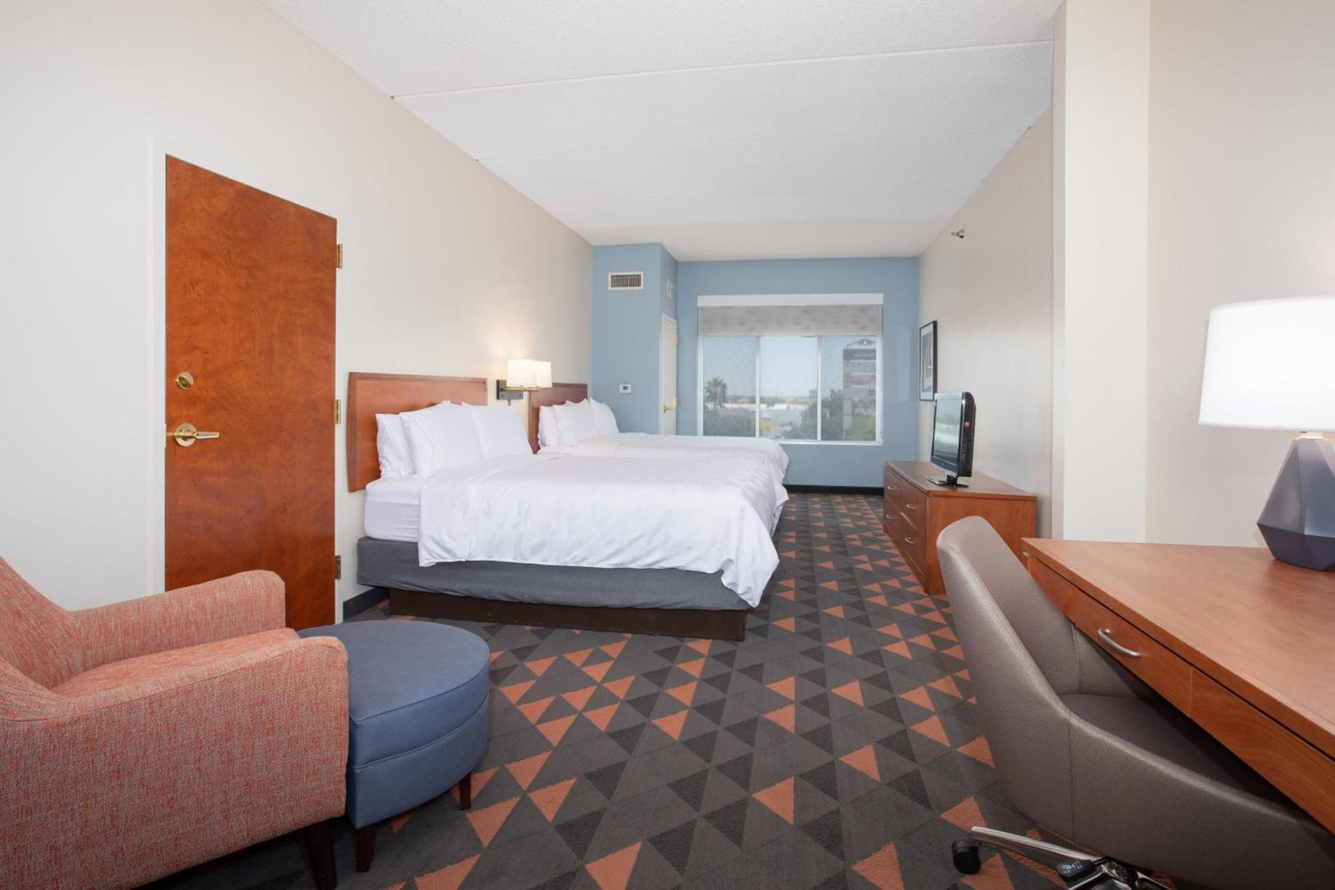 Holiday Inn & Suites Goodyear - West Phoenix Area by IHG photo 40