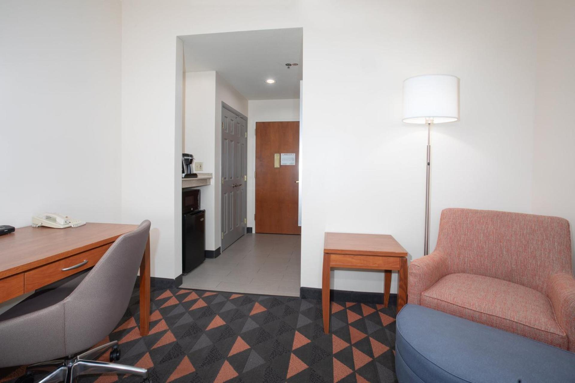 Holiday Inn & Suites Goodyear - West Phoenix Area by IHG photo 18