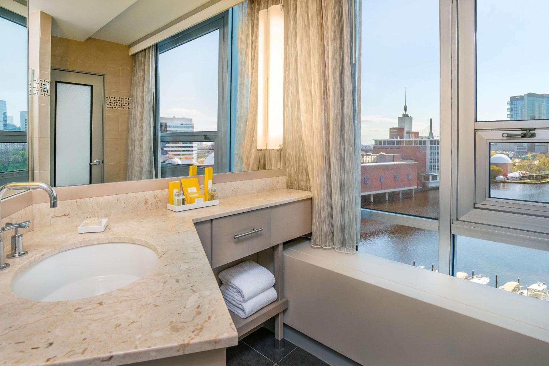 The Royal Sonesta Boston photo 37