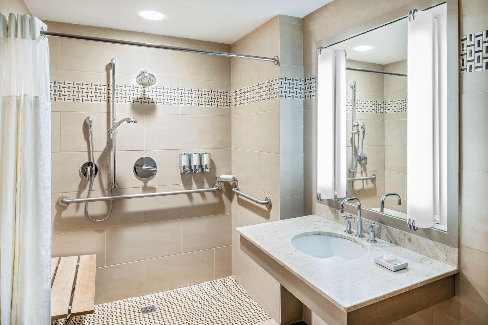 The Royal Sonesta Boston photo 41