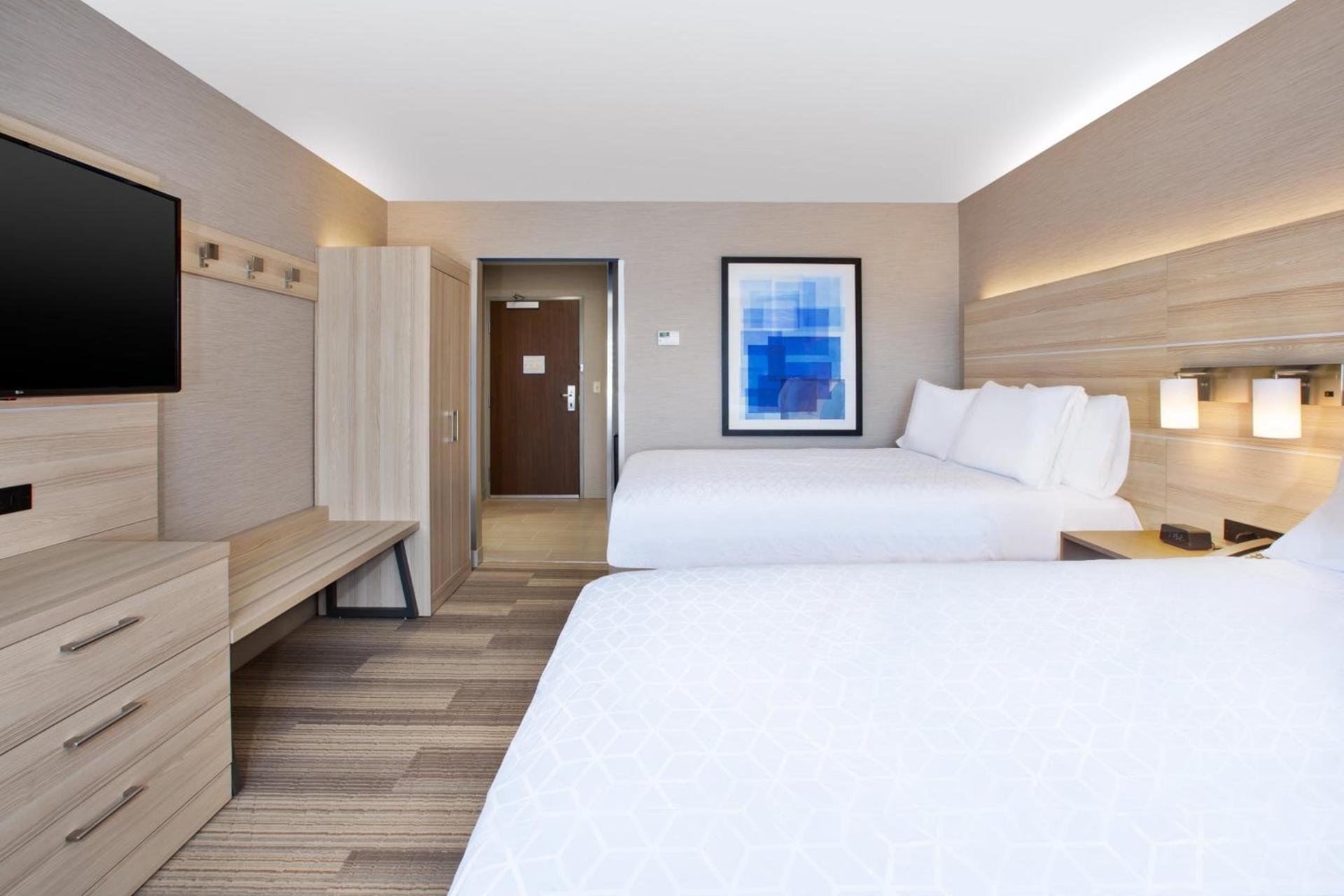 Holiday Inn Express & Suites Wooster by IHG photo 40