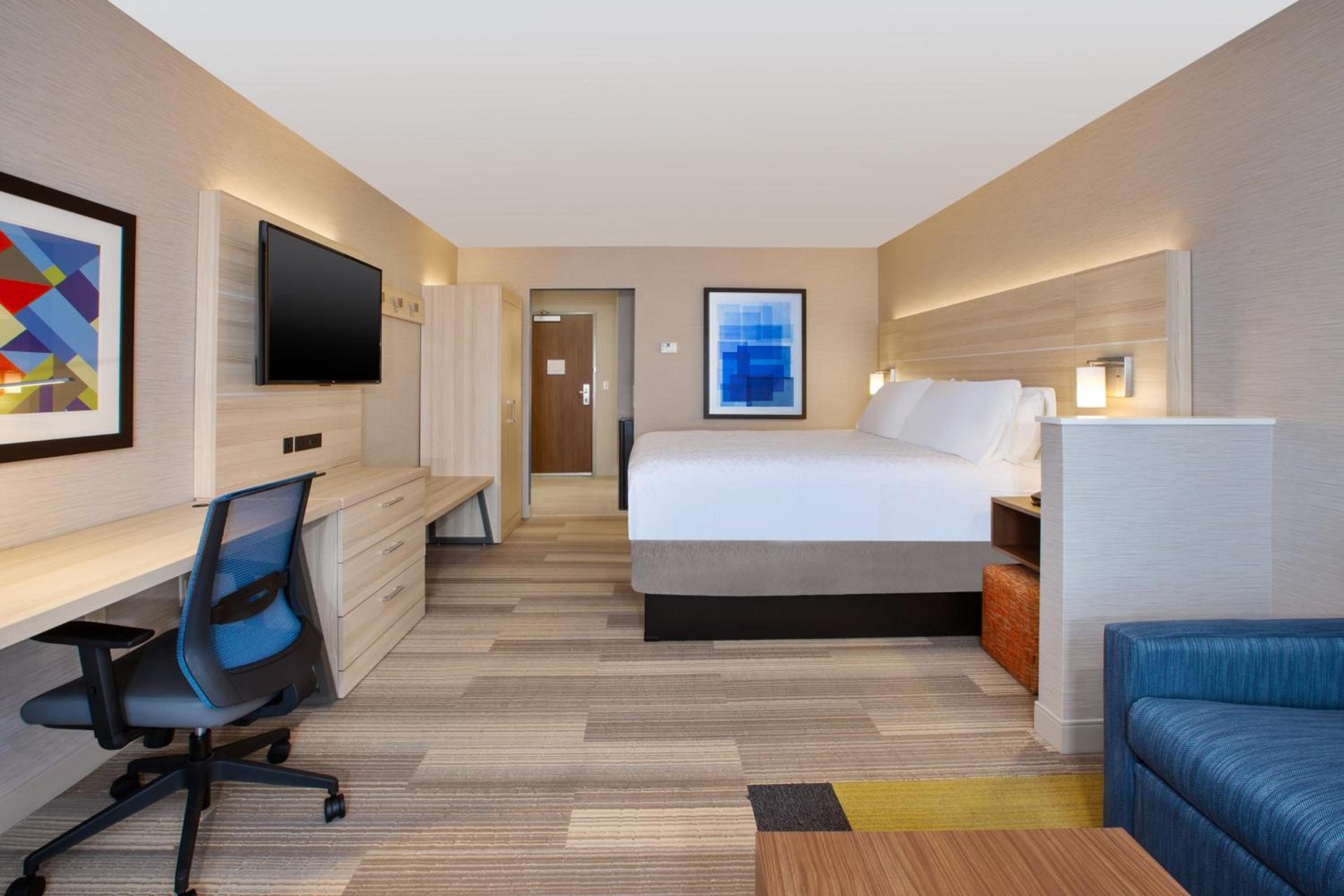 Holiday Inn Express & Suites Wooster by IHG photo 46