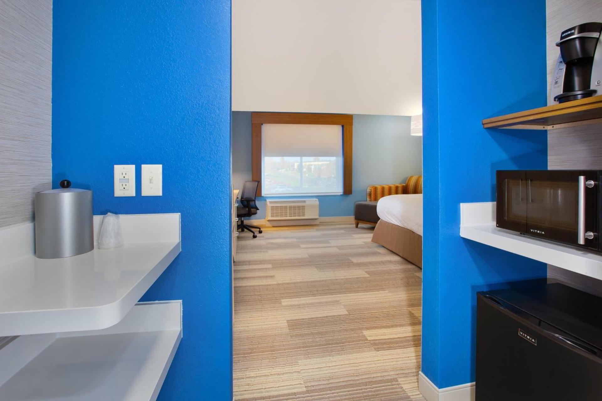 Holiday Inn Express & Suites Wooster by IHG photo 34
