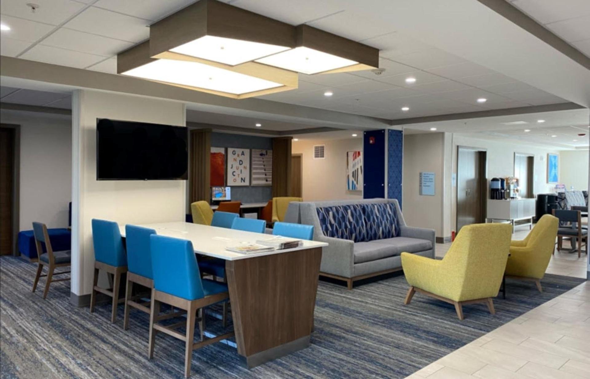 Holiday Inn Express Hotel & Suites Grand Junction by IHG photo 9