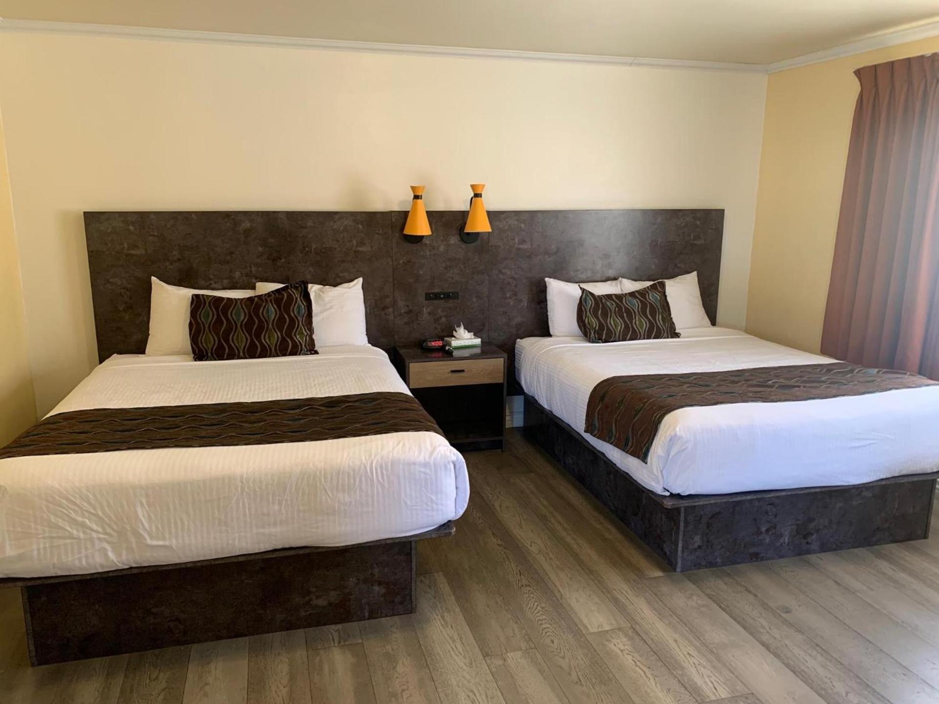 Oasis Inn and Suites photo 61