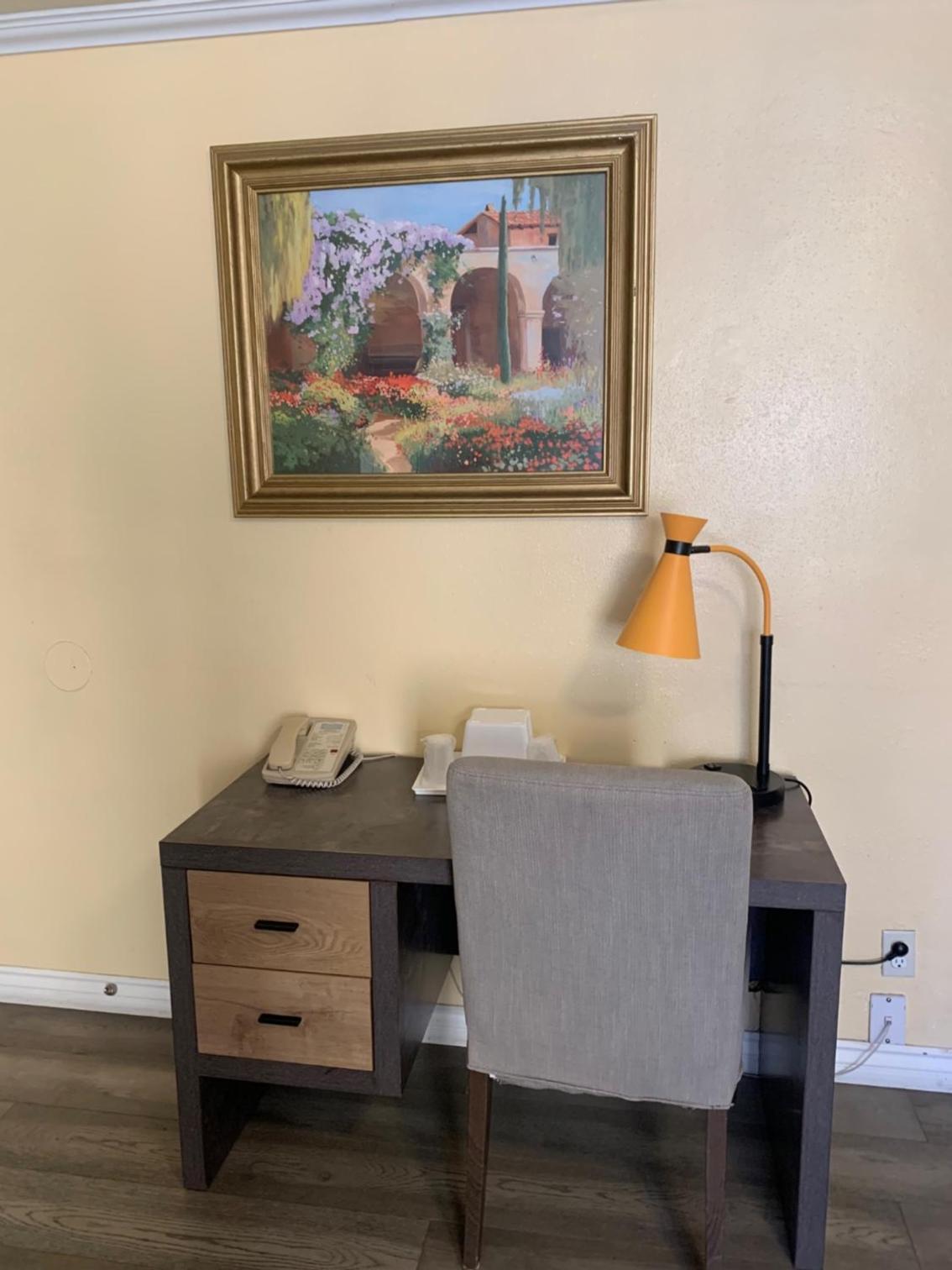 Oasis Inn and Suites photo 60
