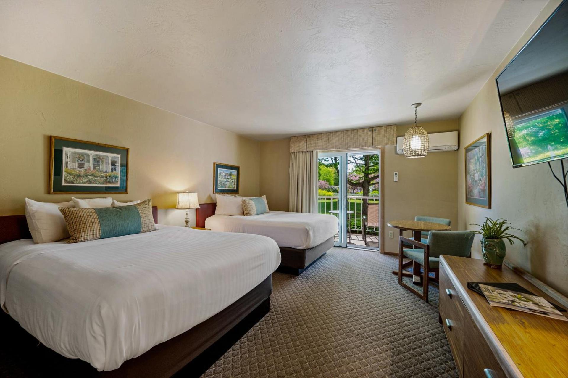 Somerset Inn & Suites photo 29