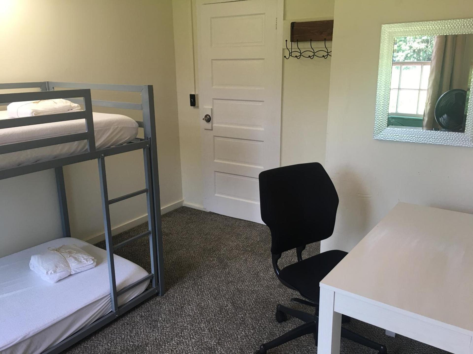 Pahoa Village Hostel photo 7