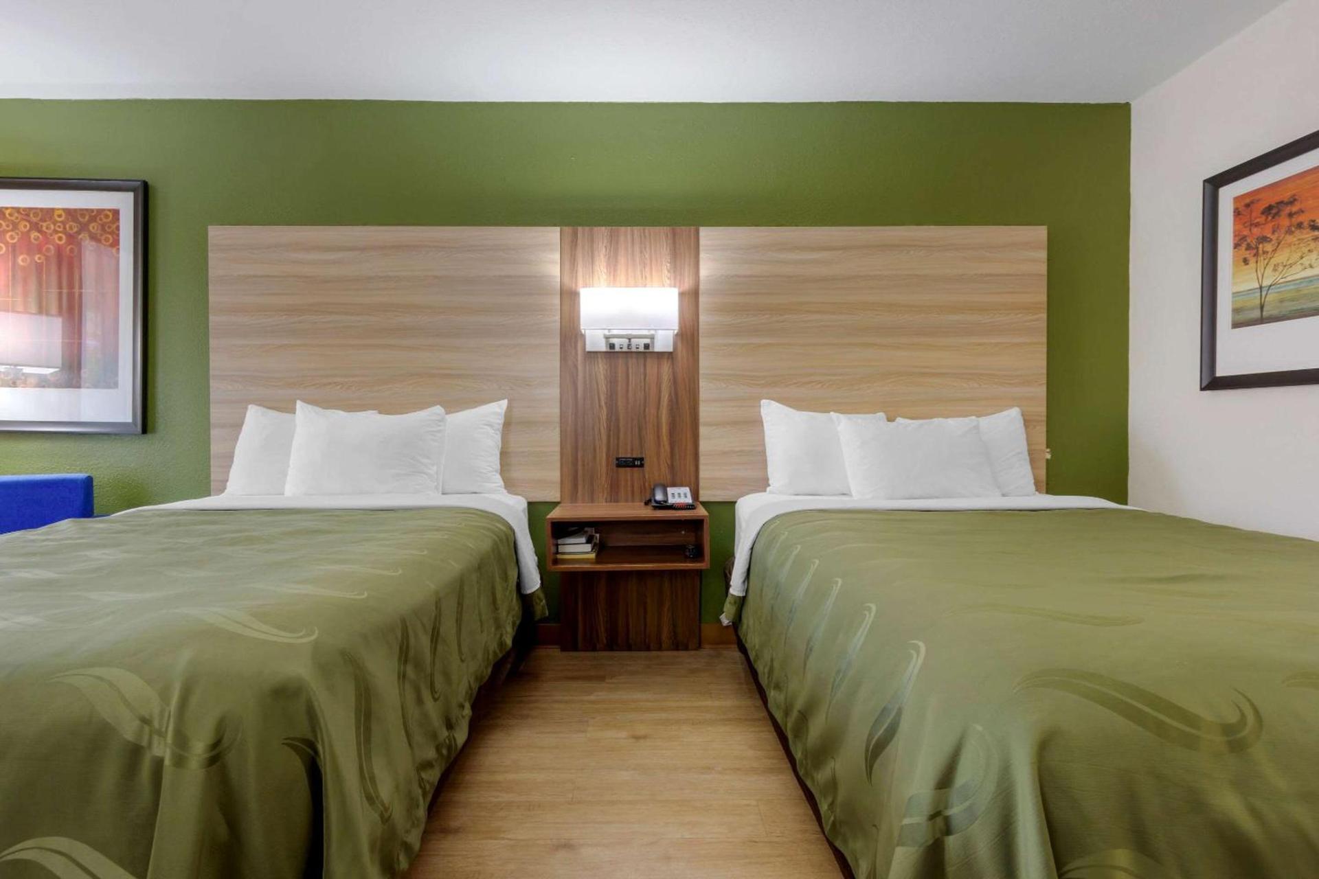 Quality Inn Walterboro I-95 photo 11