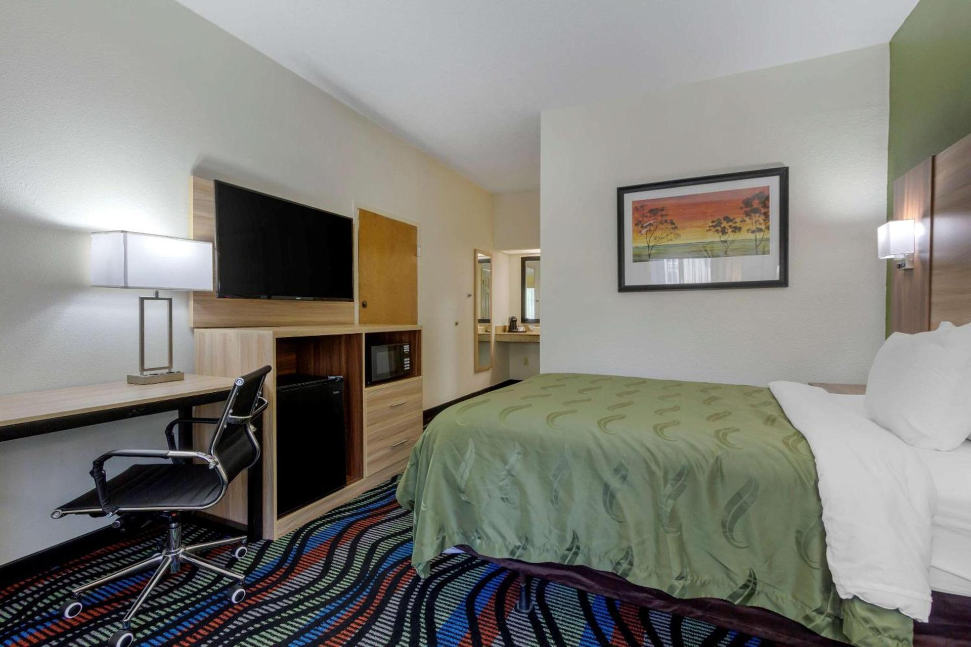 Quality Inn Walterboro I-95 photo 23