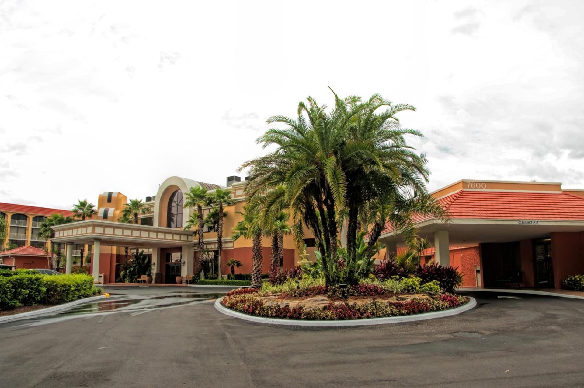 Westgate Towers Resort photo 9