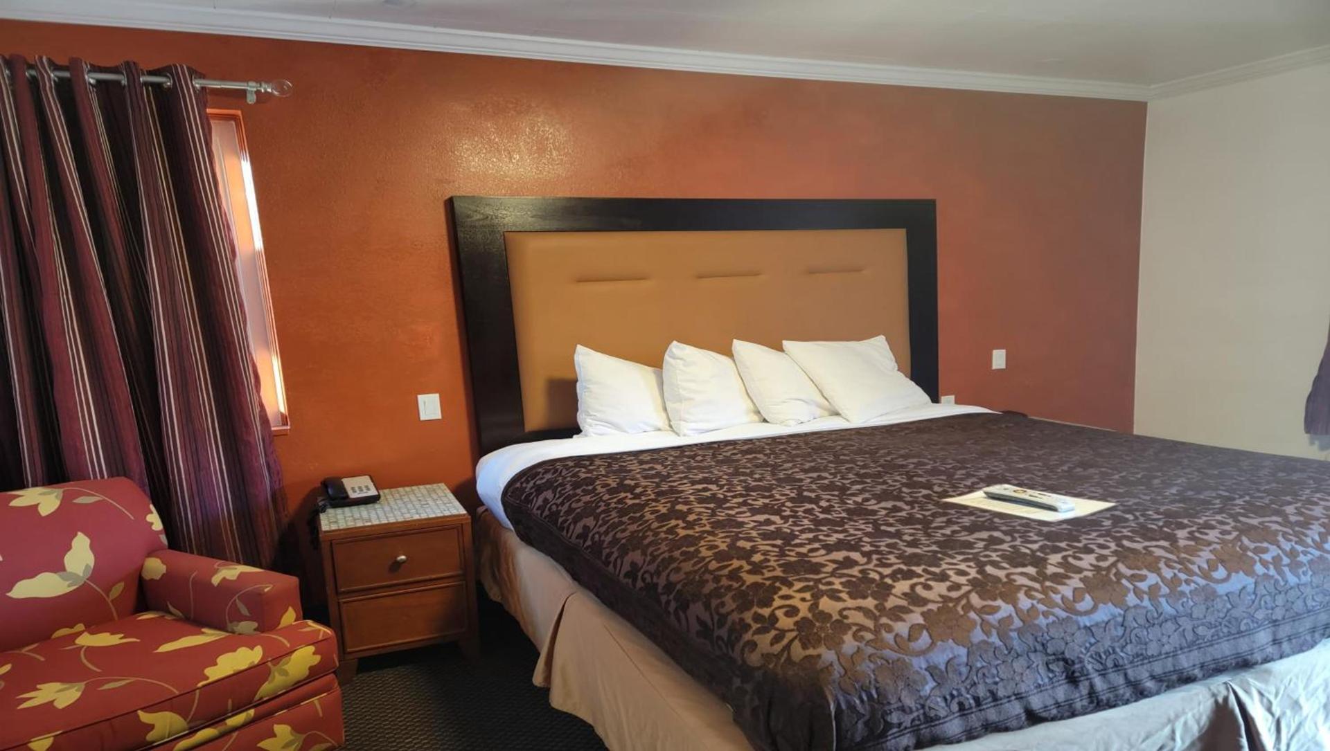 Mountain Star Inn photo 37