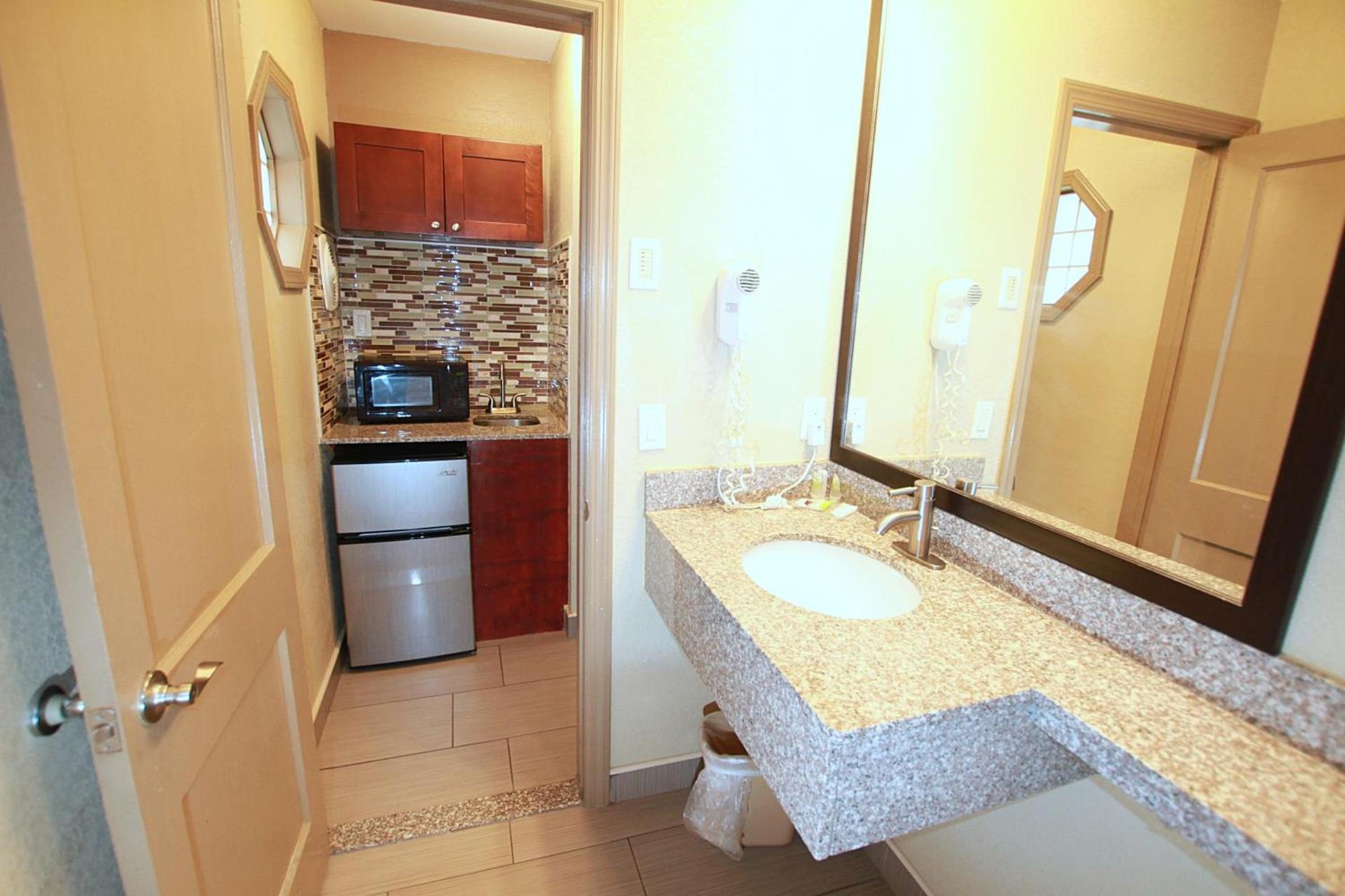 Travel Inn & Suites Flemington photo 29