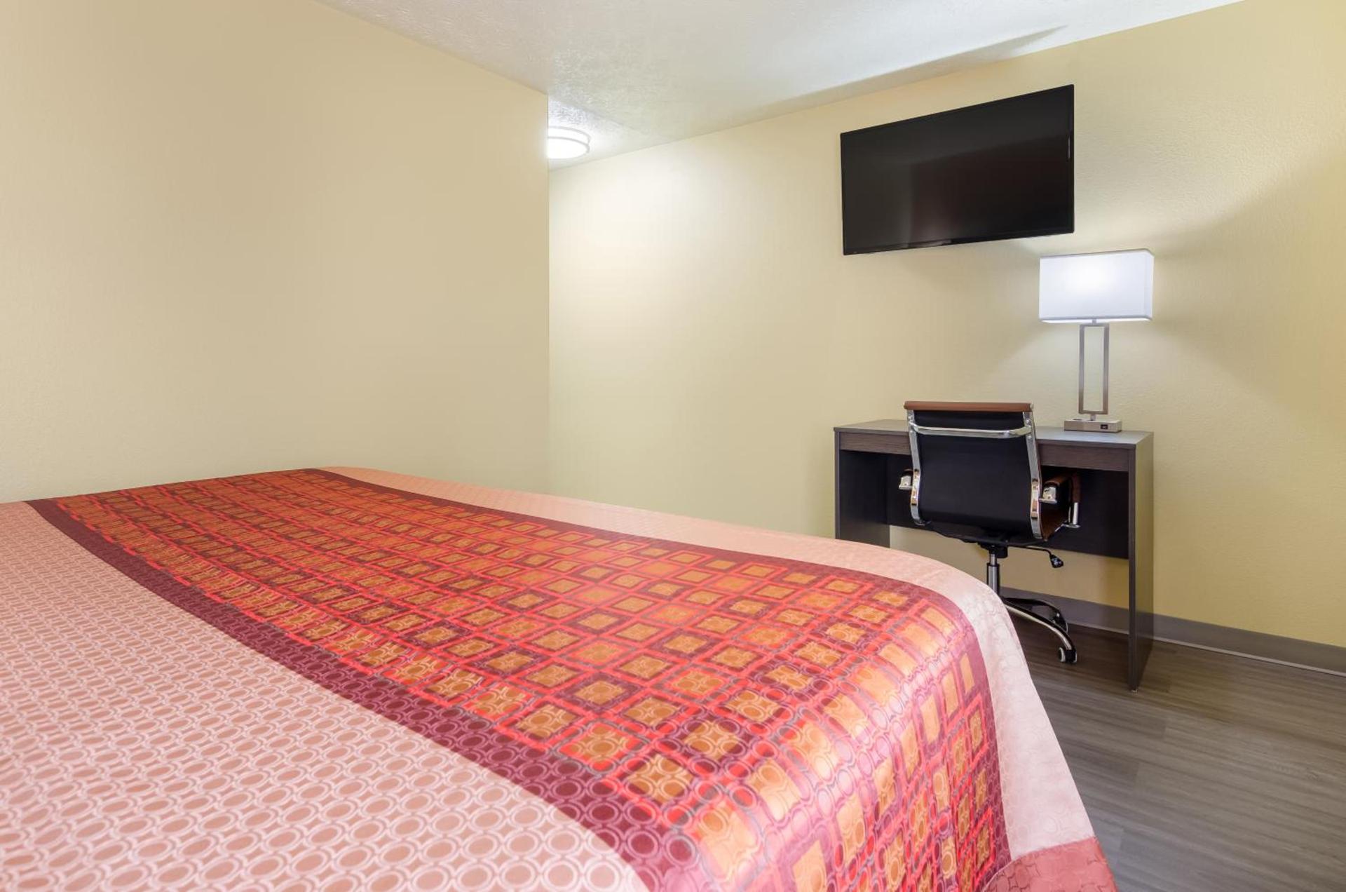 Americas Best Value Inn & Suites Independence VA photo 27