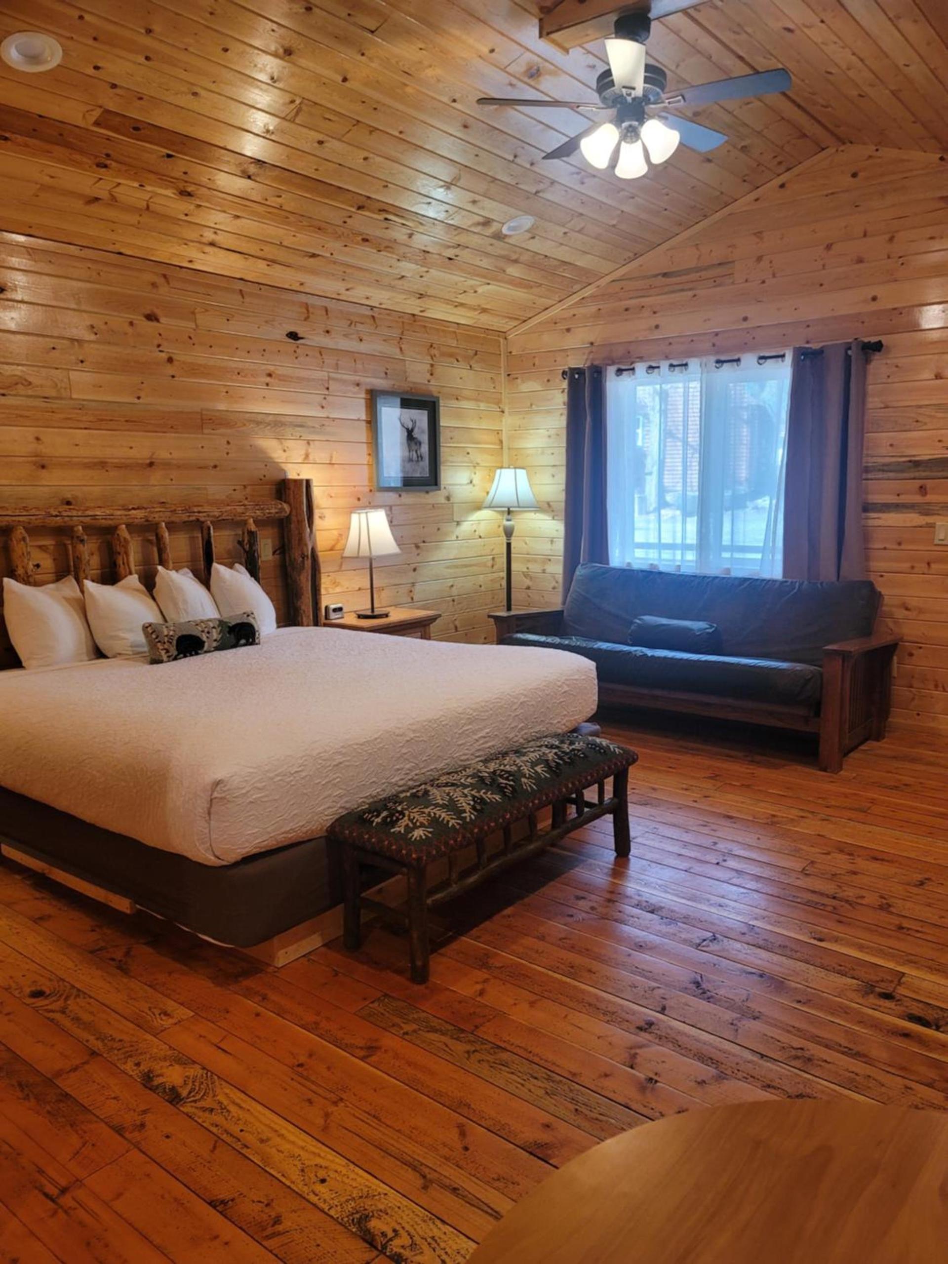 Riverfront Motel & Cabins photo 15