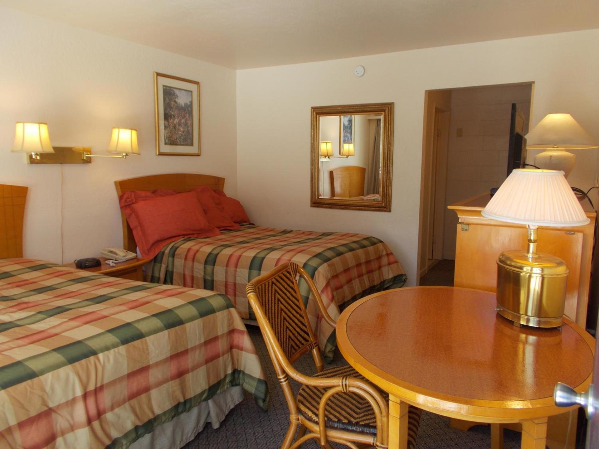 Colusa Riverside Inn photo 10