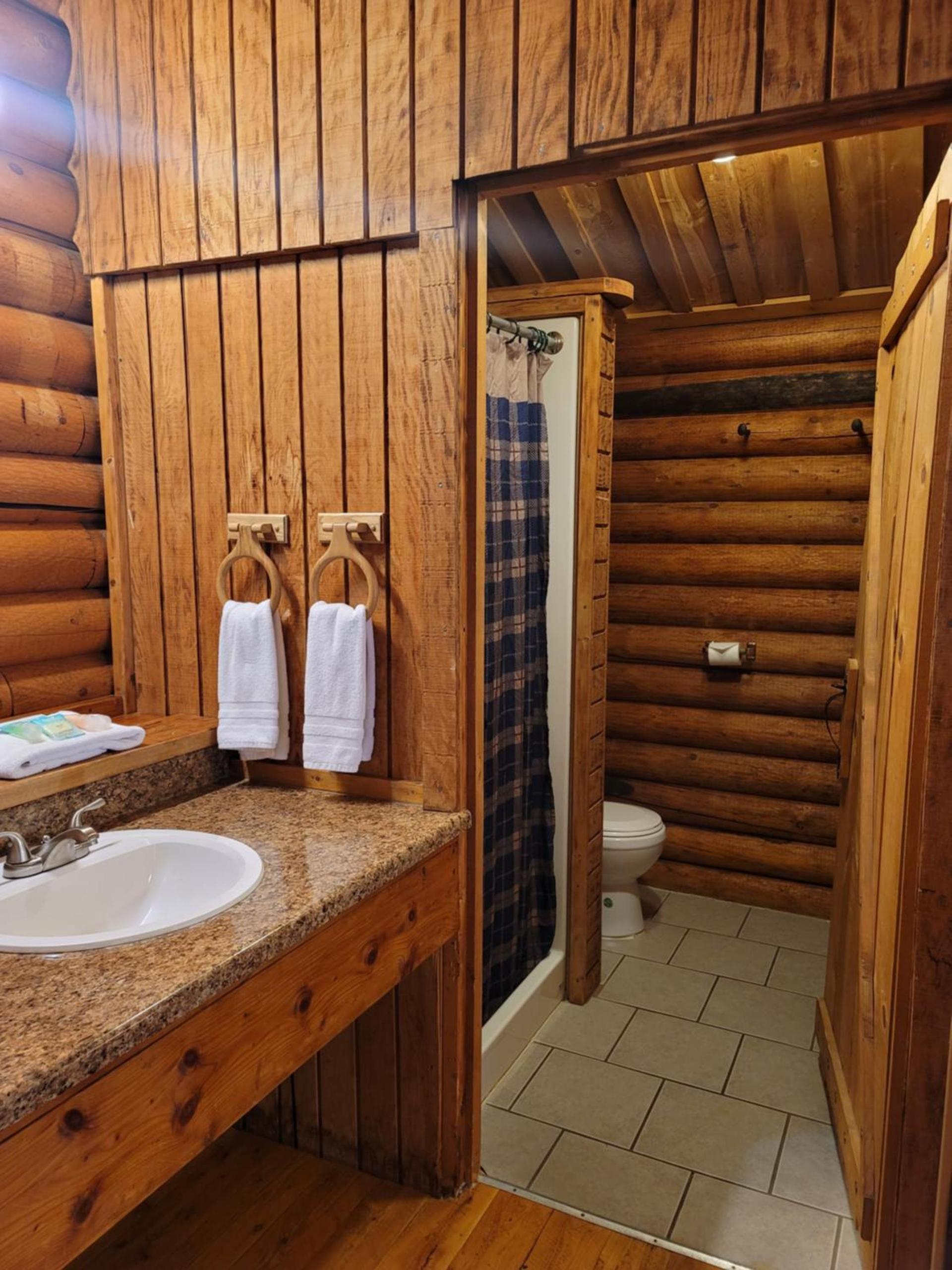 Riverfront Motel & Cabins photo 51
