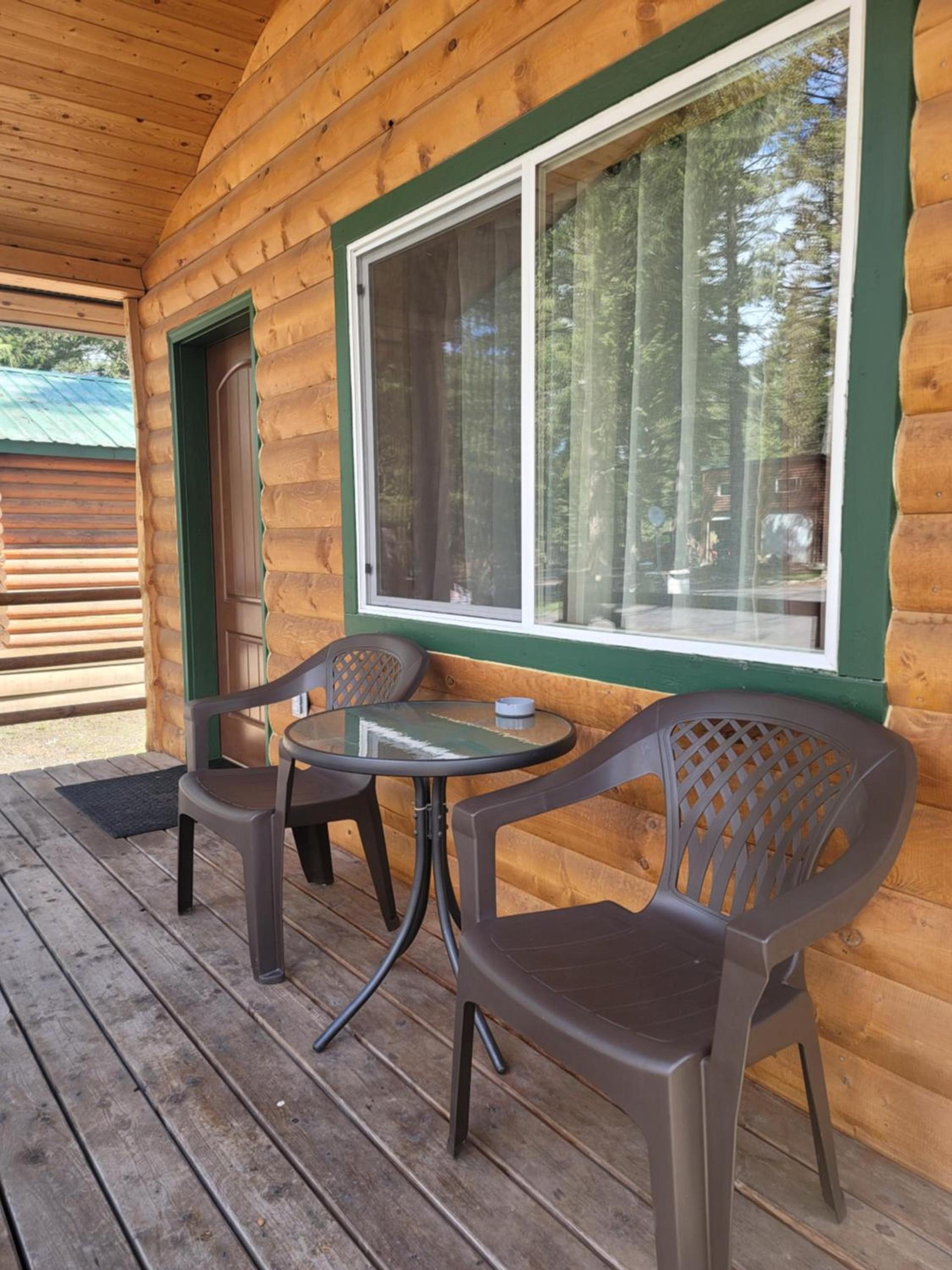 Riverfront Motel & Cabins photo 58
