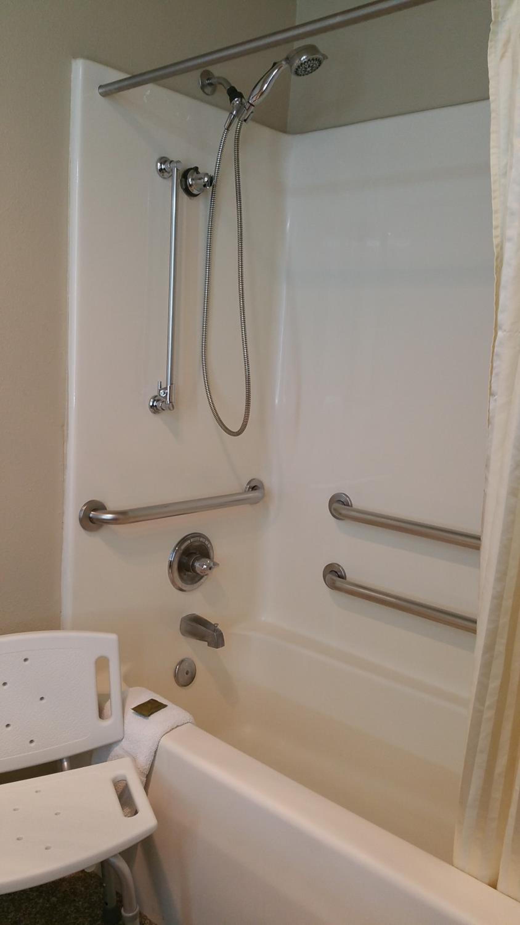 Cedars Inn photo 39