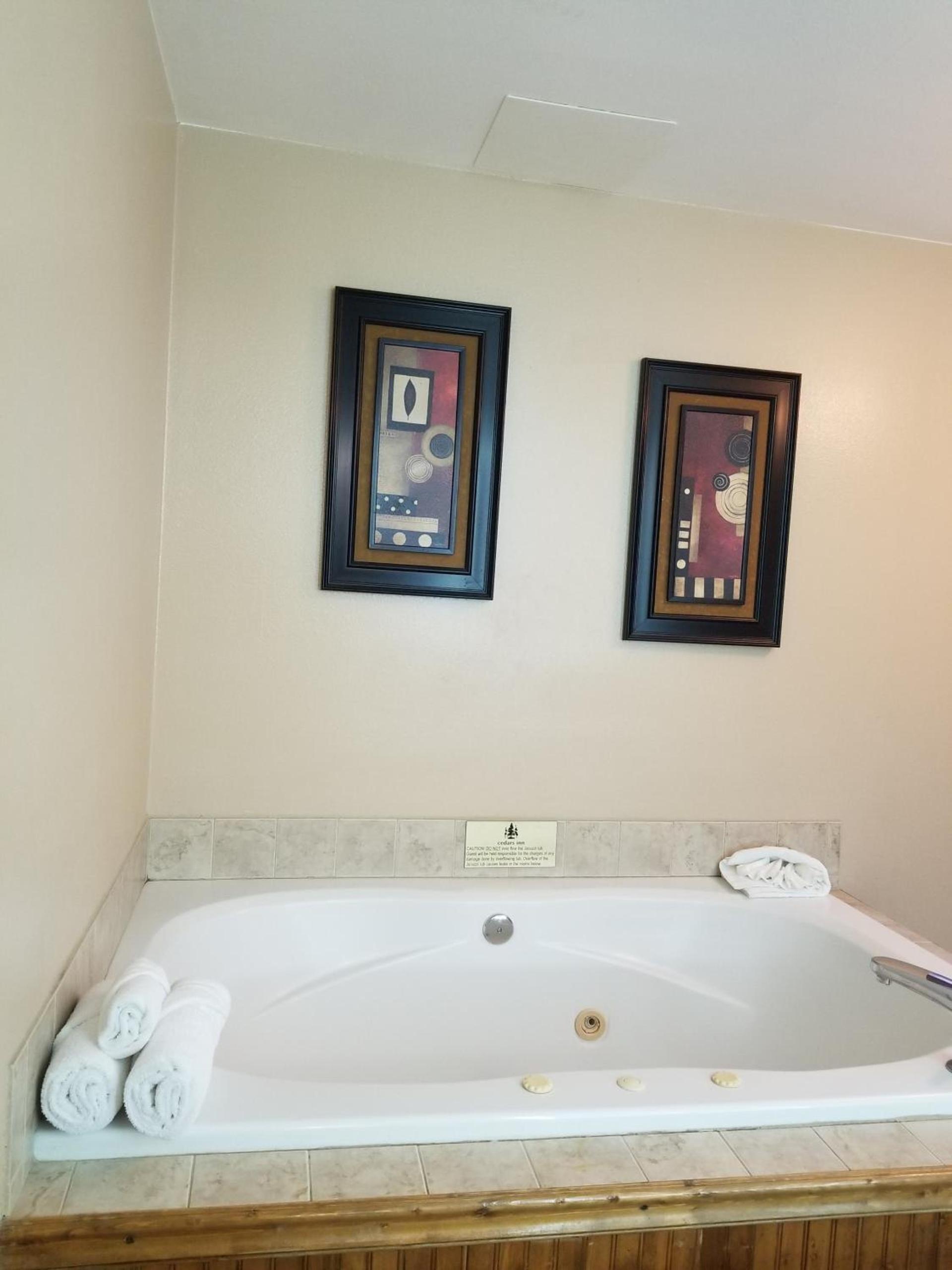 Cedars Inn photo 18
