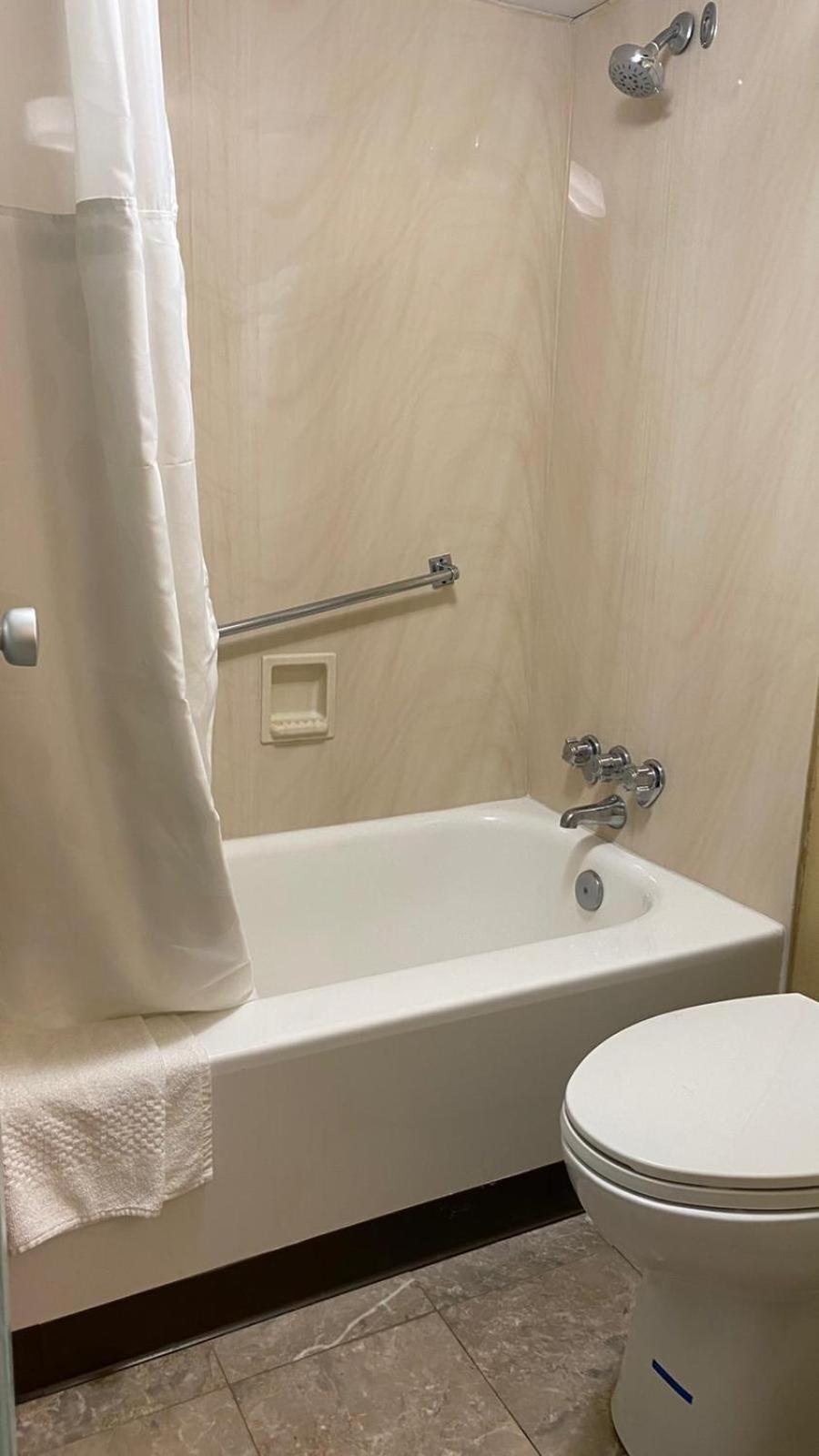 Ramada by Wyndham Rome - Verona photo 36