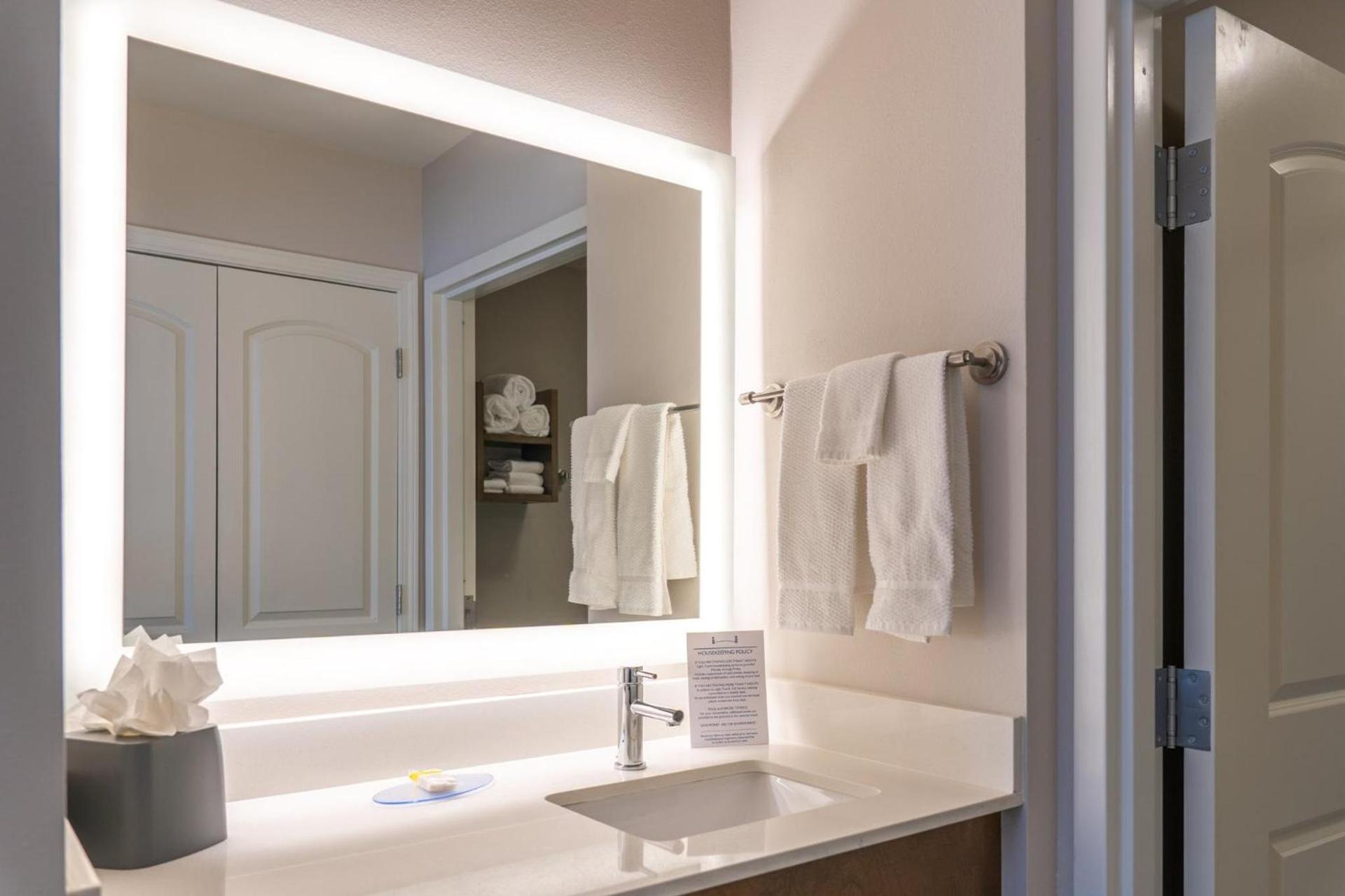 Staybridge Suites - Summerville by IHG photo 24