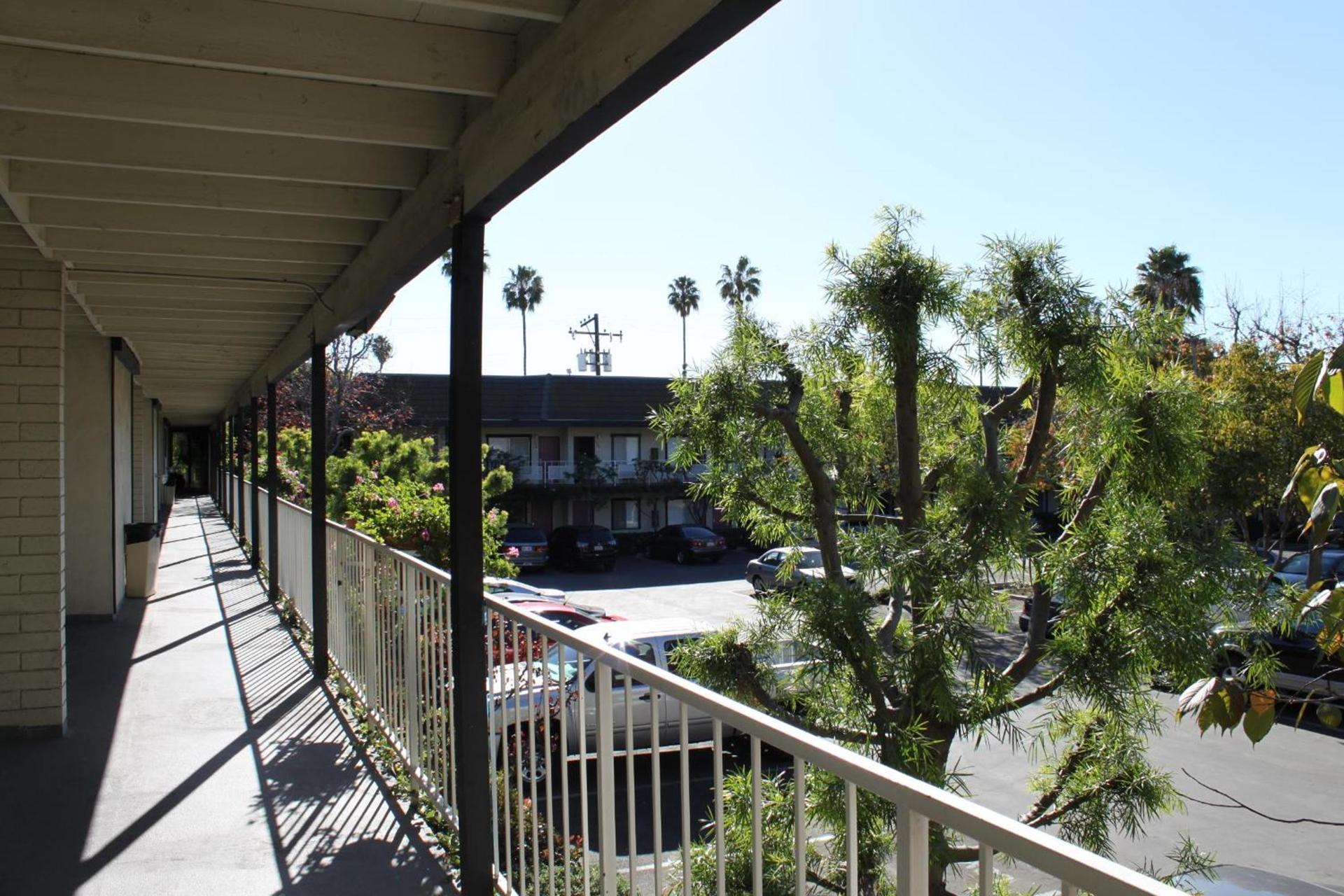 Alamo Inn and Suites - Convention Center photo 34