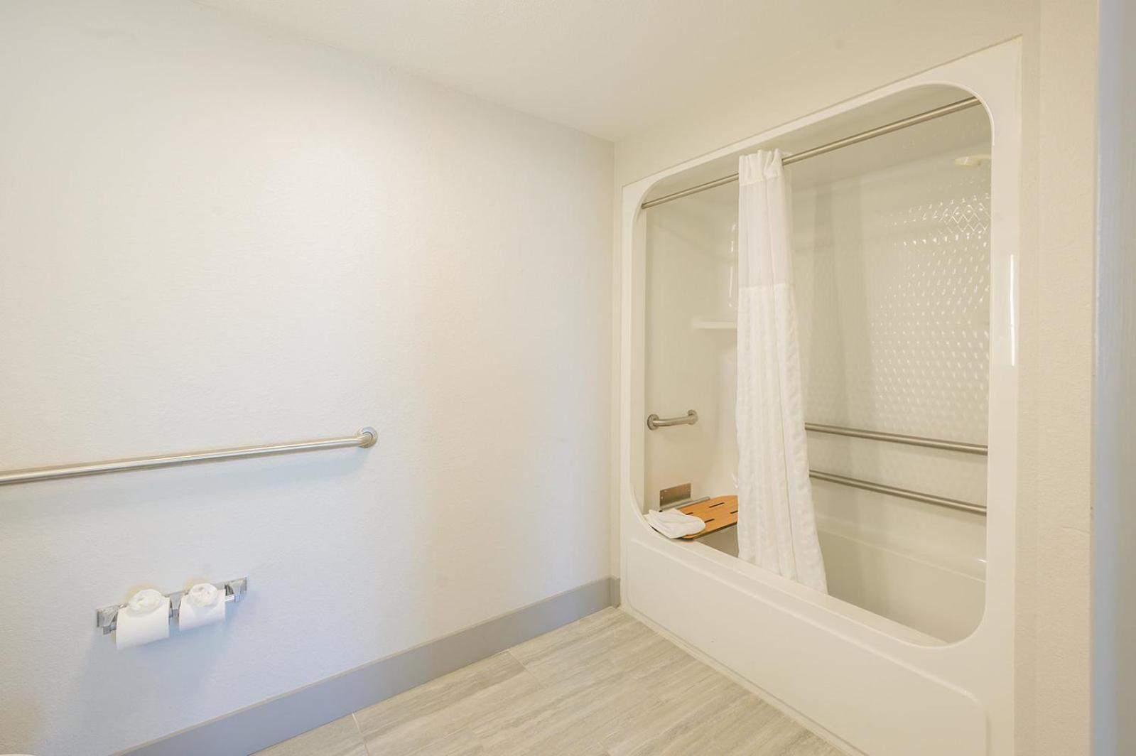 Candlewood Suites Panama City Beach Southeast by IHG photo 65